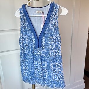 Vineyard Vines Blue Blouse with Navy and Pink Accents